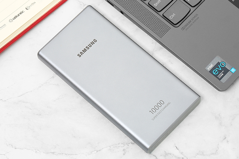 Sạc dự ph&ograve;ng 10000mAh ph&ugrave; hợp sạc điện thoại